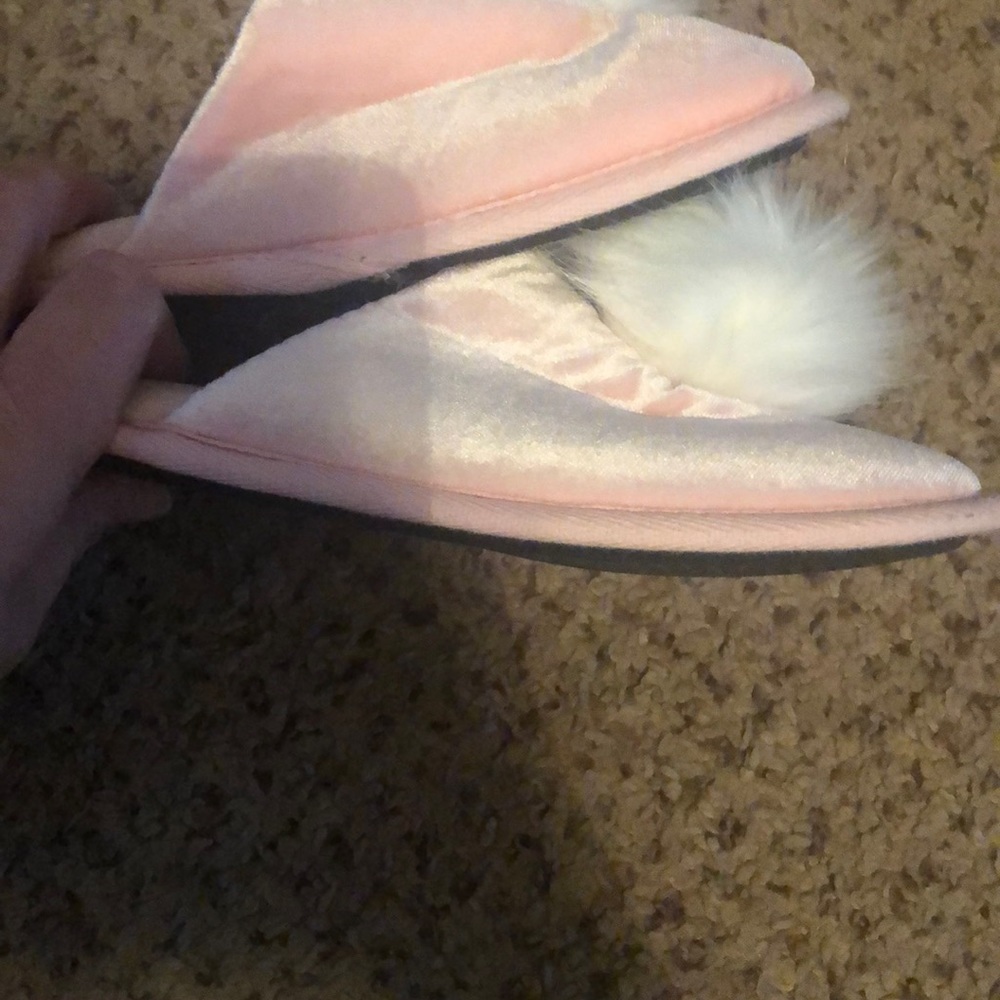 Slippers - Picture 5 of 6